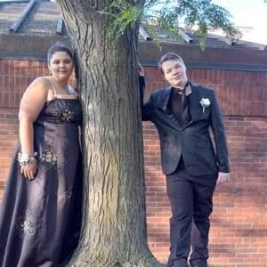 Meet your Posher, Rose